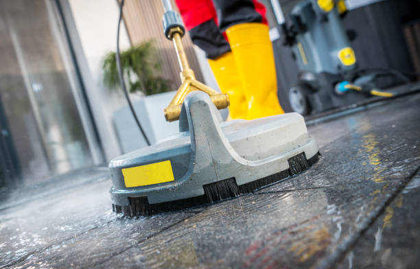 Best Roof Pressure Washing  in Hughesville, MD